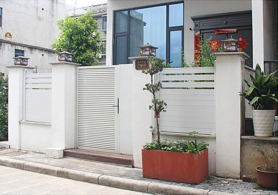 Puerta exterior de aluminio de estilo contemporáneo